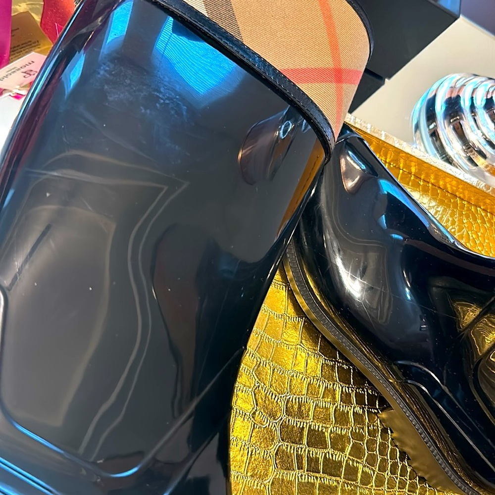 Used Burberry nova check size 9/39 rain boots⭐️ - Picture 11 of 15